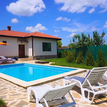 Вила Едем - Villa Edem - Beach Bolata Area Булґарево Екстер'єр фото