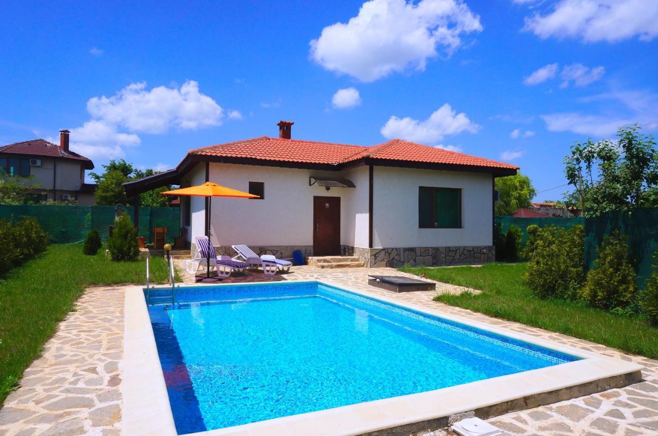 Вила Едем - Villa Edem - Beach Bolata Area Булґарево Екстер'єр фото