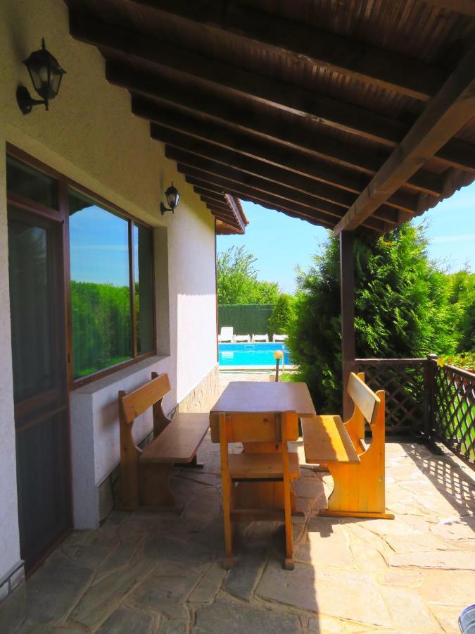 Вила Едем - Villa Edem - Beach Bolata Area Булґарево Екстер'єр фото