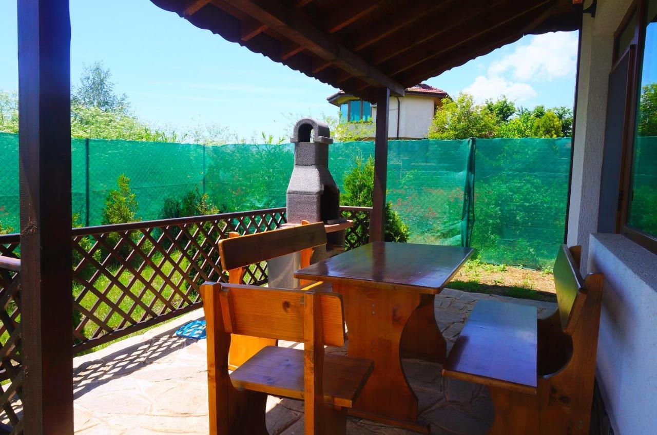 Вила Едем - Villa Edem - Beach Bolata Area Булґарево Екстер'єр фото