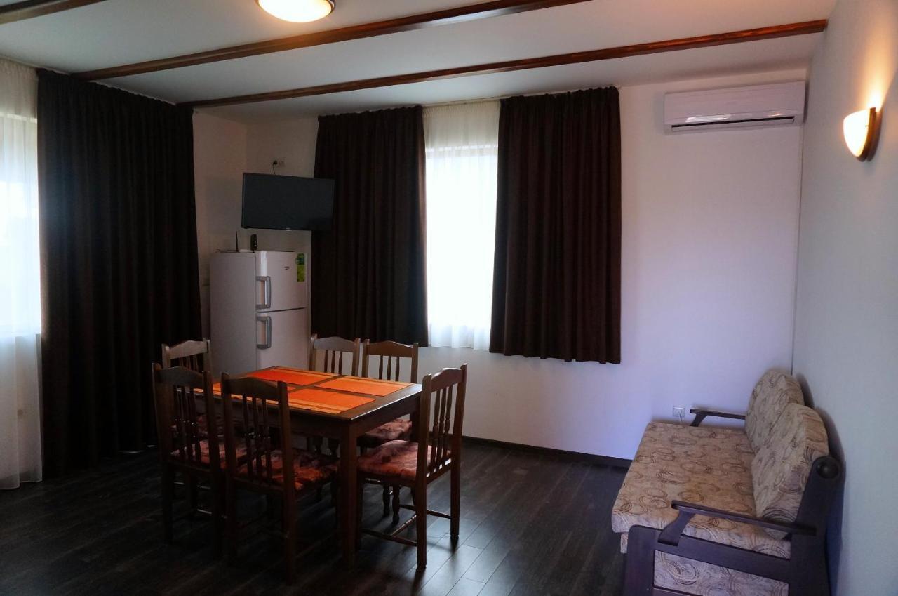 Вила Едем - Villa Edem - Beach Bolata Area Булґарево Екстер'єр фото