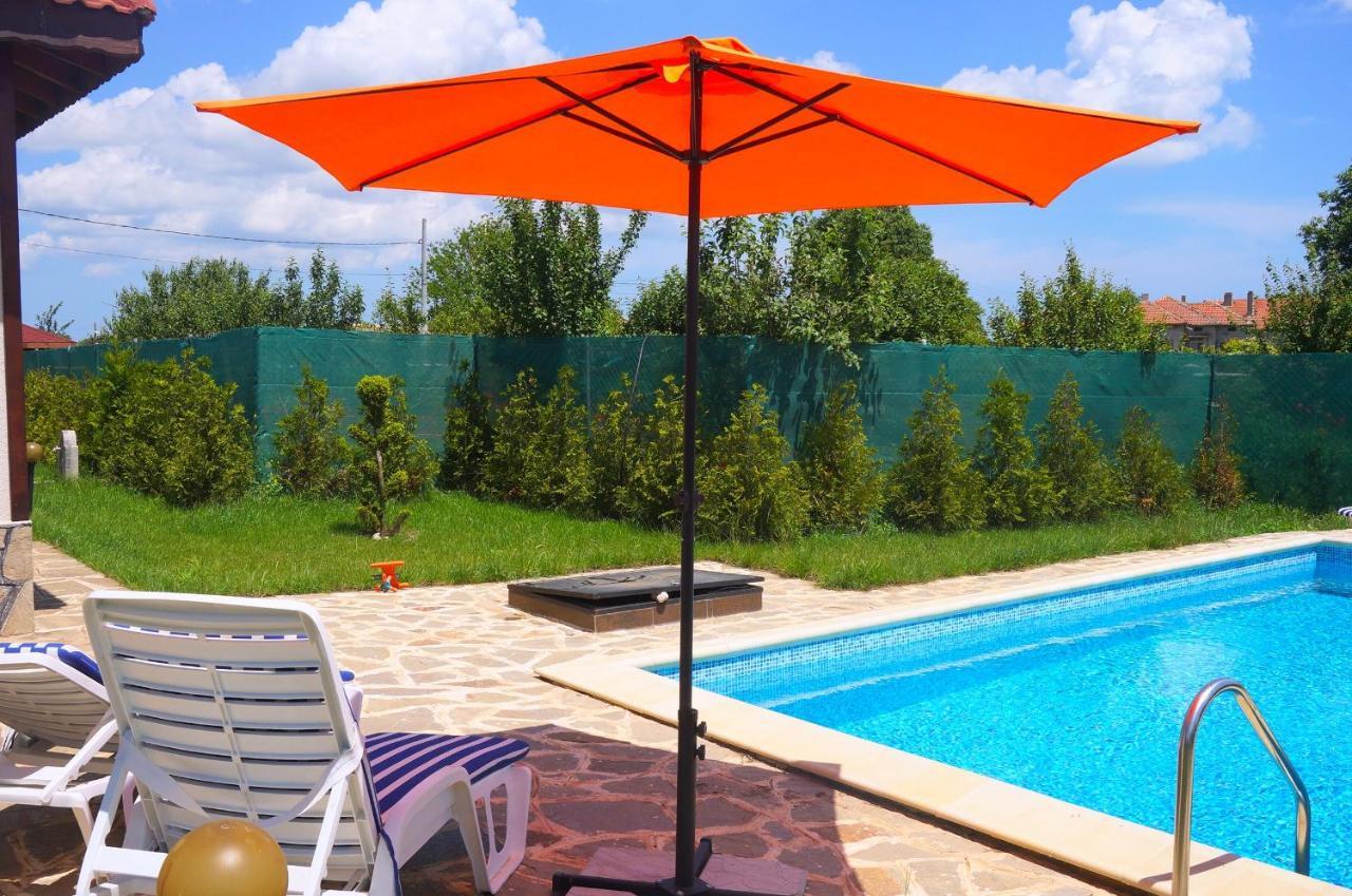 Вила Едем - Villa Edem - Beach Bolata Area Булґарево Екстер'єр фото